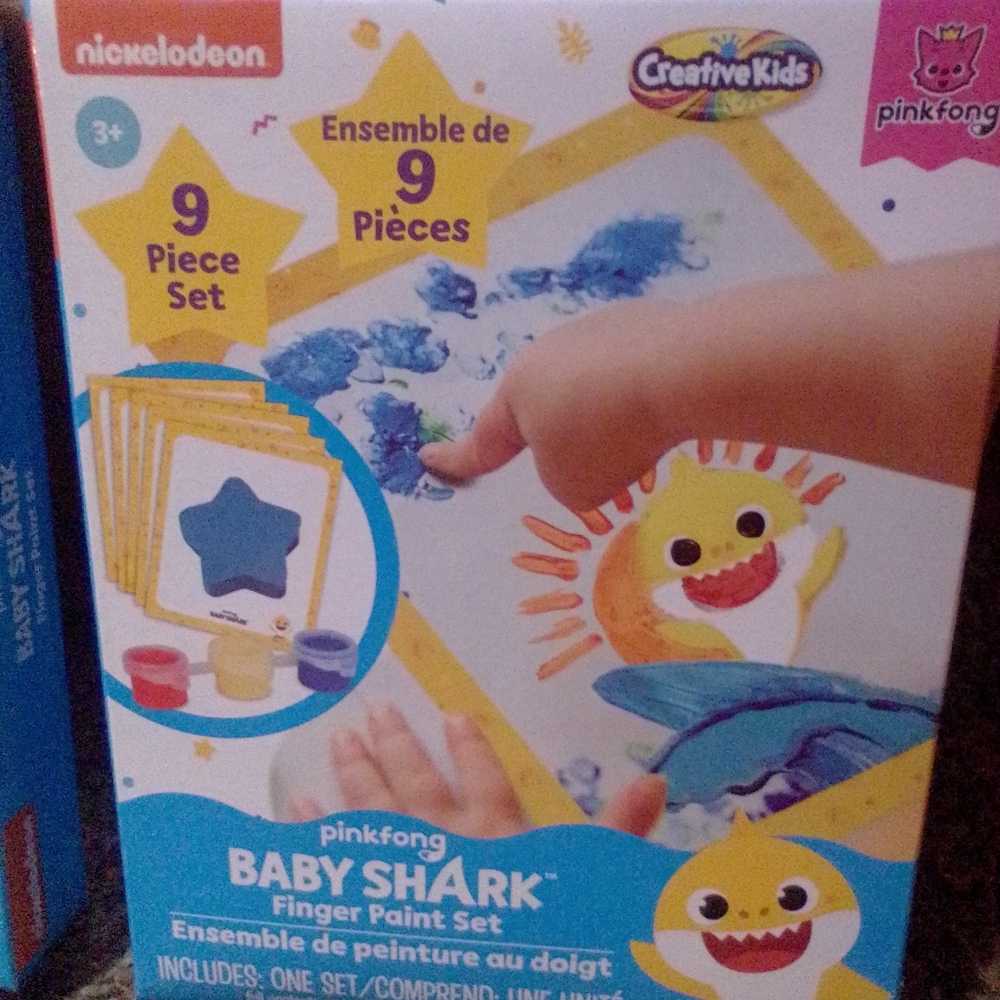 Baby Shark Finger Paint Set